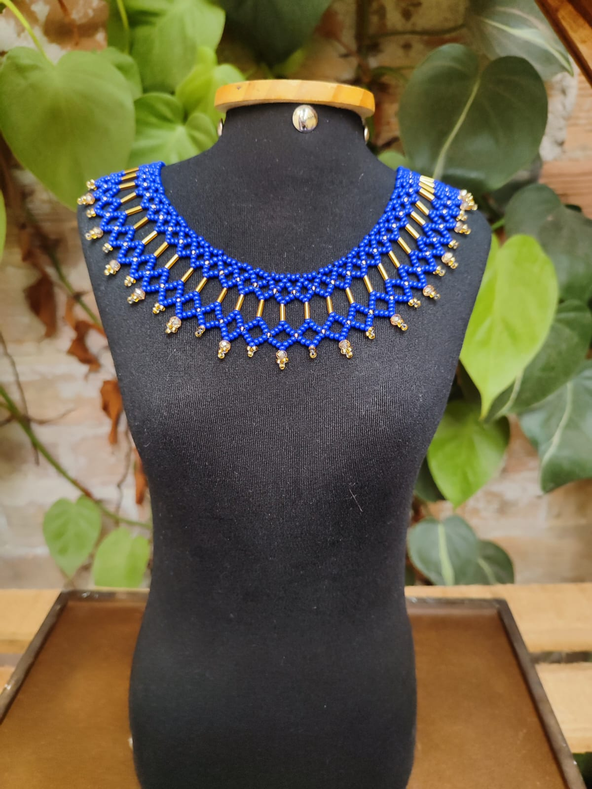 Colar Gola Franzido Azul 